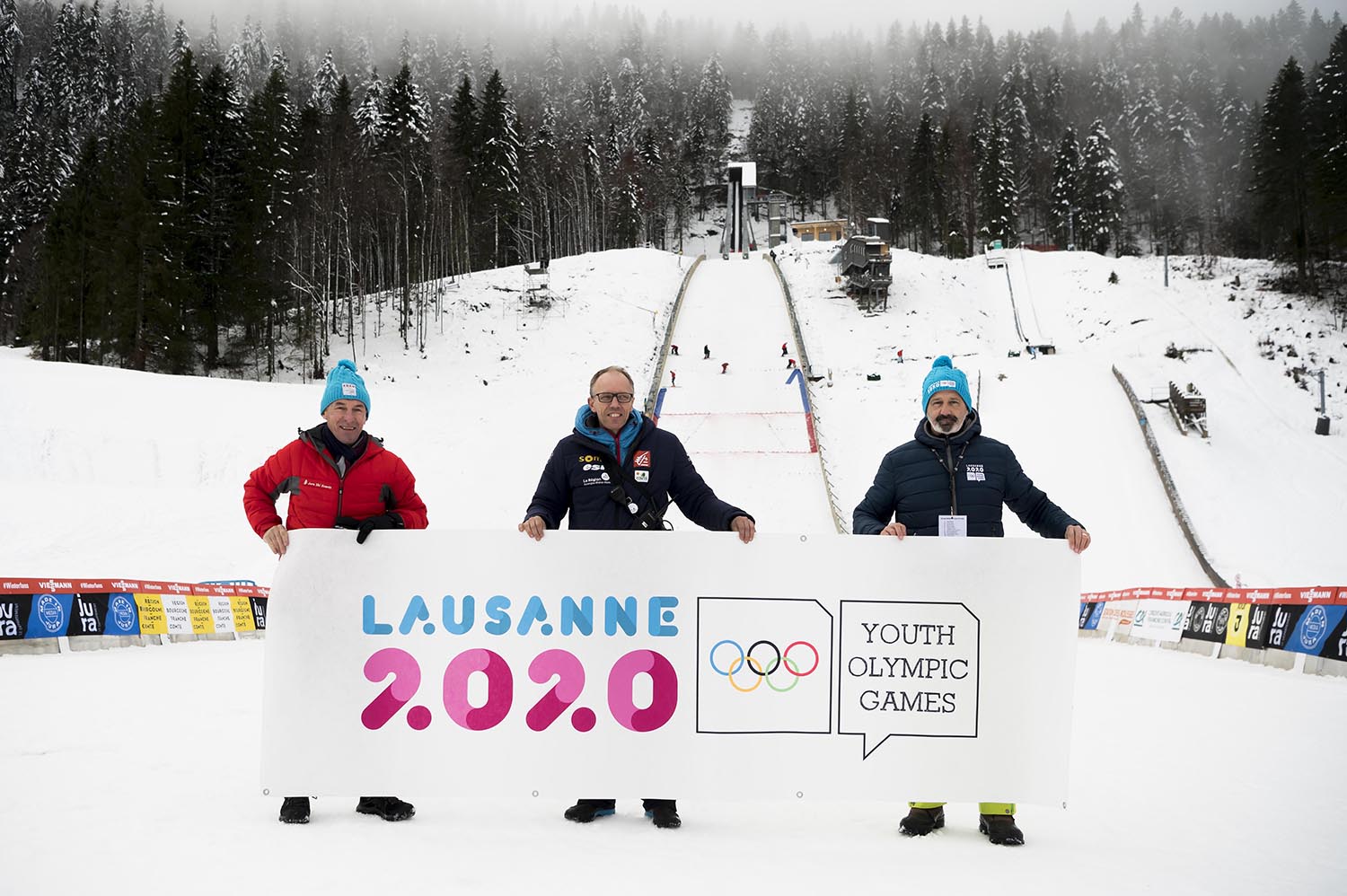 Les interlocuteurs des Jeux Olympiques de la Jeunesse Lausanne 2020, stade des Tuffes, décembre 2018 - Crédit Jura Ski Events Les interlocuteurs des Jeux Olympiques de la Jeunesse Lausanne 2020, stade des Tuffes, décembre 2018 - Crédit Jura Ski Events