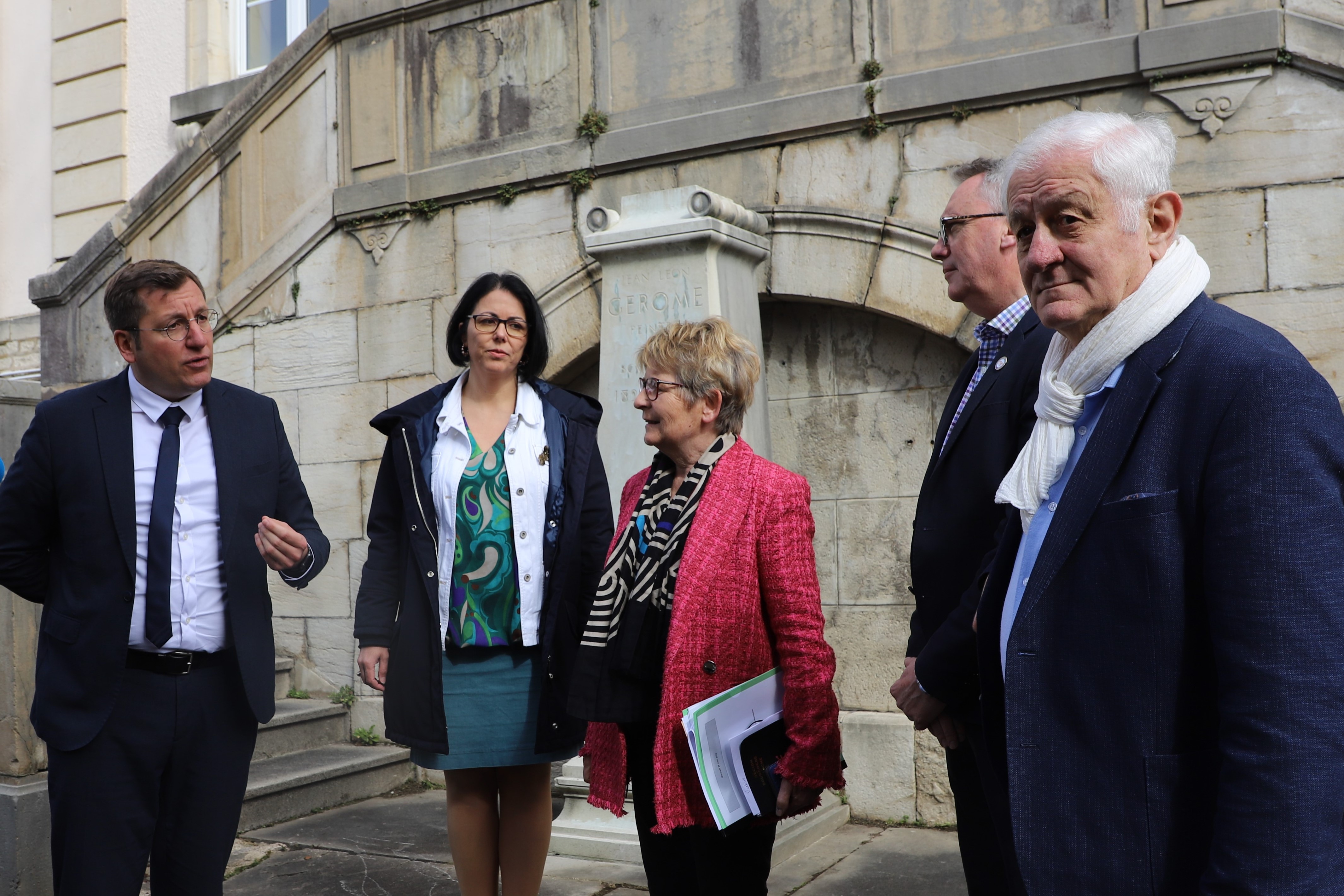 Visite de la Cité Gérôme, à Vesoul (70), qui sera réhabilitée et accueillera notamment quatre pôles du CFA de Haute-Saône, mercredi 29 mars 2023  - Photo Région Bourgogne-Franche-Comté Christophe Bidal