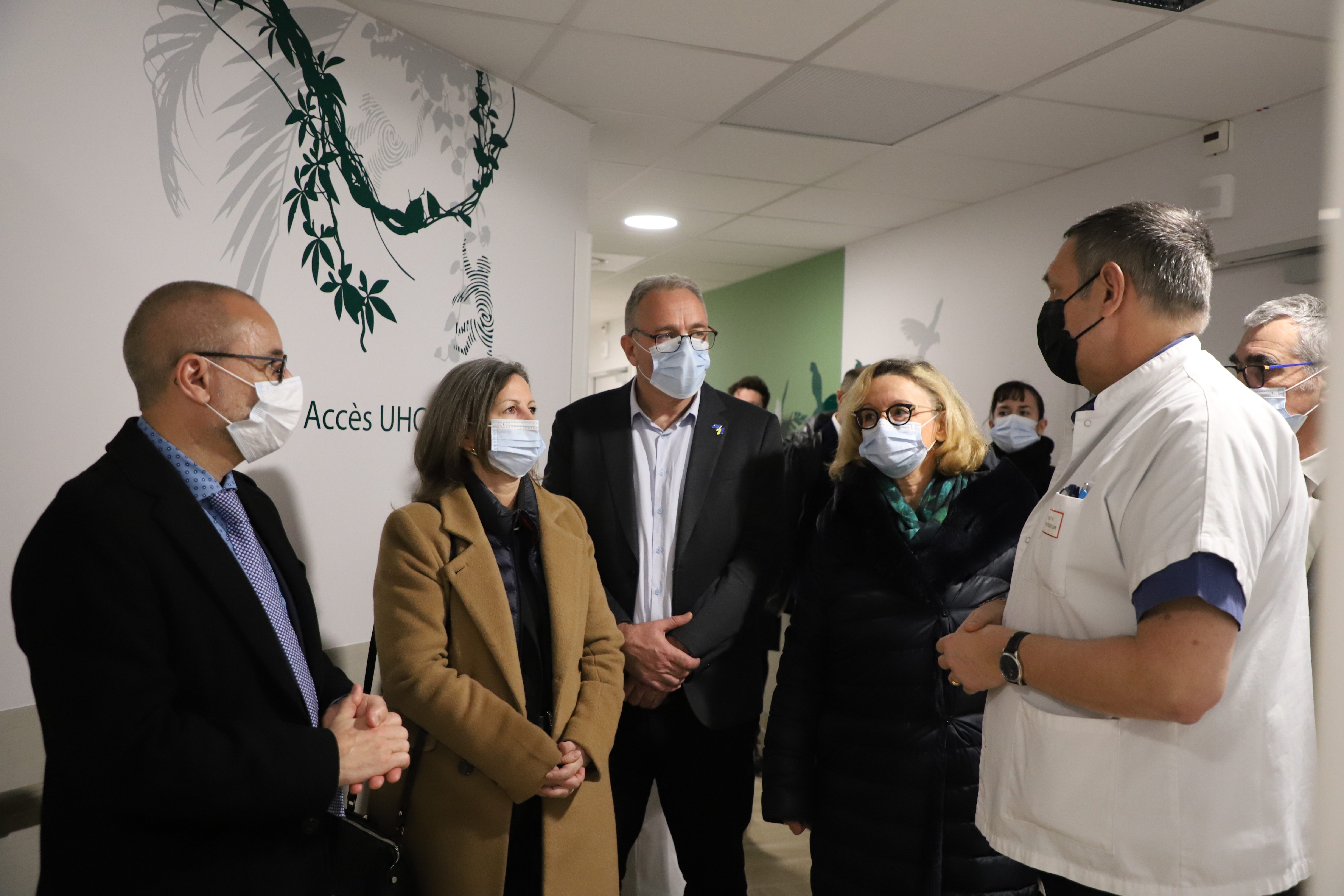 La cheffe de la Représentation de la Commission européenne en visite au Centre hospitalier universitaire (CHU) de Dijon, jeudi 7 mars 2024 - Photo Océane Lavoustet