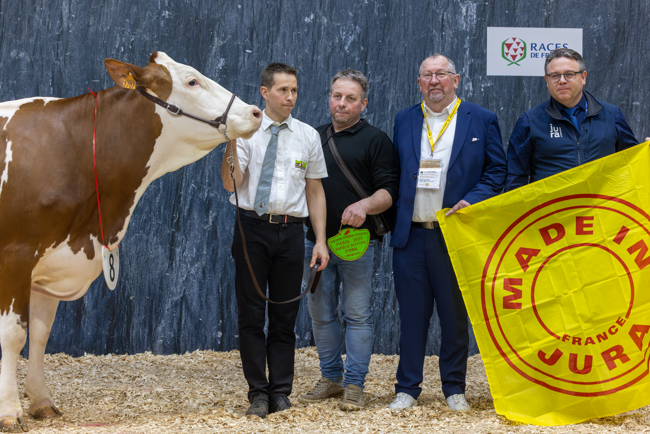 Chez les jeunes vaches, le titre est revenu au GAEC Blondet (Jura). Photo : Xavier Ducordeaux