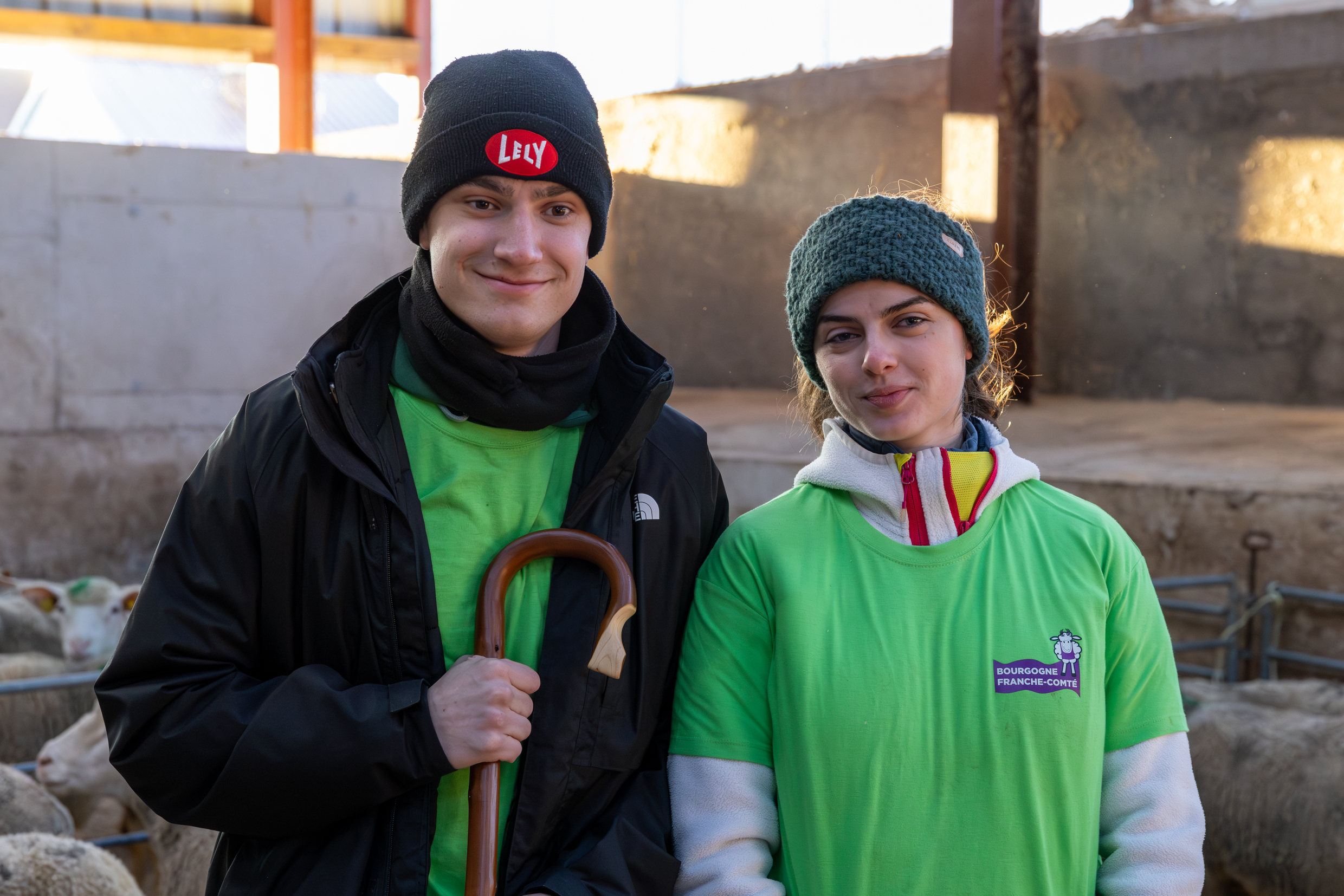 Noah et Charlotte représenteront la Franche-Comté à Paris le 22 février prochain lors de la finale nationale des jeunes bergers. Photo : Xavier Ducordeaux.