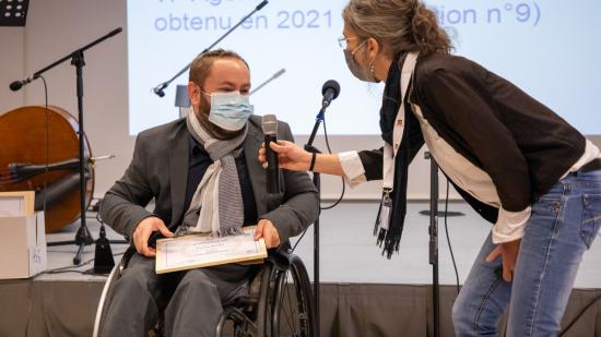 Maxence, TP agent de fabrication industrielle - Photo Région Bourgogne-Franche-Comté Xavier Ducordeaux