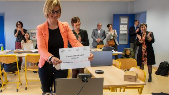 Océane Charret-Godard, vice-présidente de la Région en charge des lycées, concours BFC Reporter 2022 - Photo DR
