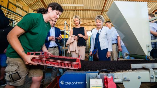Visite de Marie-Guite Dufay, présidente de Région, au lycée de l'Horticulture et du Paysage de Tournus (71), lundi 4 septembre 2023 - Photo Gaëtan Bouvier