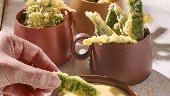 Tempura de légumes de saison, mayonnaise à la bière - Photo Image et associés