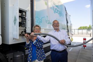 Inauguration de la première station de production et de distribution d’hydrogène à Dijon Métropole - Photo Xavier Ducordeaux 