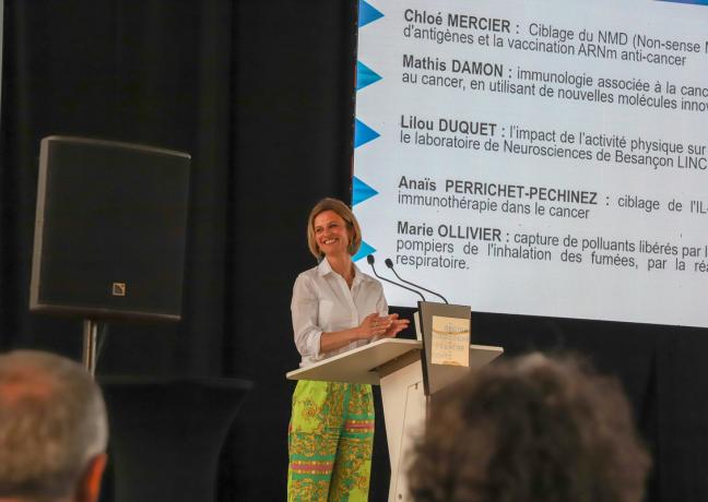 Océane Godard, Vice-présidente en charge des lycées a animé ces Rencontres de Brochon - Crédit Océane Lavoustet