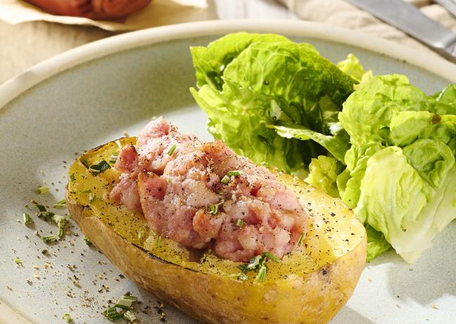Pommes de terre farcies à la Morteau - Photo Image et associés